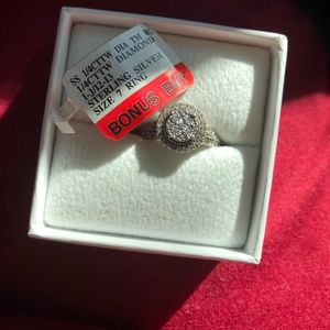 1/4 CTTW Diamond Ring